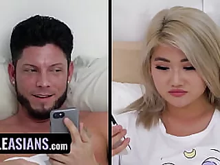 Succinct Asians - Curvy Tow-haired Asian Tolerant Gets Corrupt For ages c in depth Sexting With The brush Marketable Boyfriend